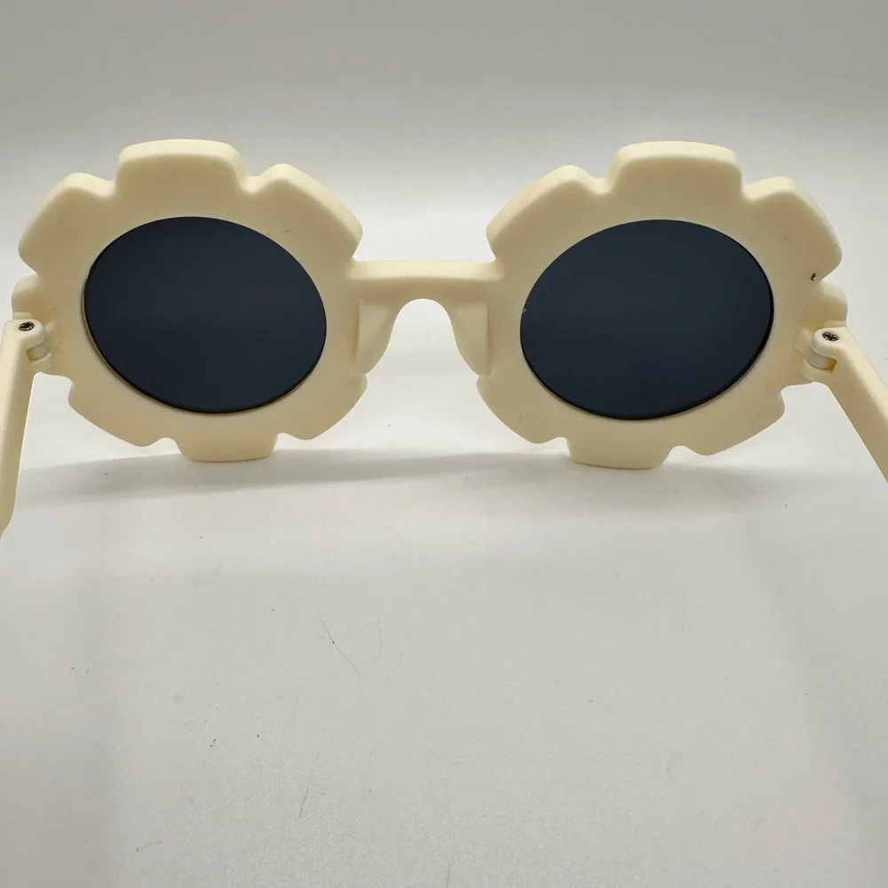 3 pair‎ fun glasses